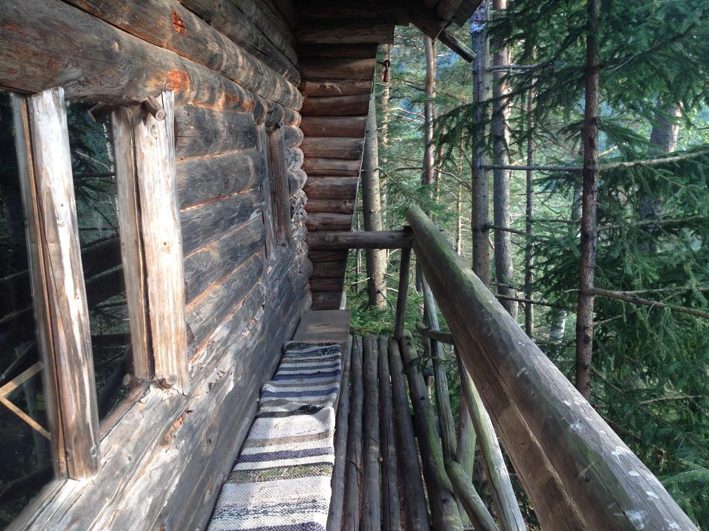 Im Wald * Edelschrott